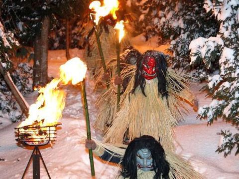 Namahage dikisahkan hidup di gunung