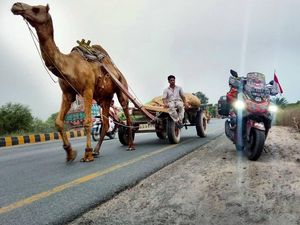 Touring dari Indonesia ke Mekkah Naik Nmax, Butuh Biaya Berapa?