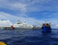 Mengurai Tumpang Tindih Aturan di Lautan