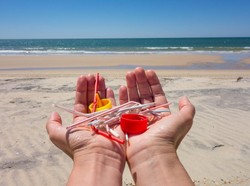 Kuburan Plastik Tersembunyi di Dasar Laut Mediterania