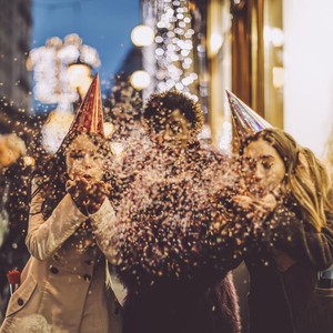 30 Inspirasi Ucapan Selamat Tahun Baru 2021 yang Singkat & Memorable