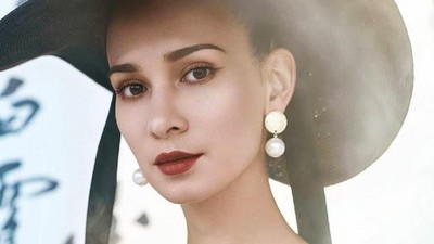 Potret Aktris Cantik Celina Jade, Istri Mantan Member Super Junior Hangeng