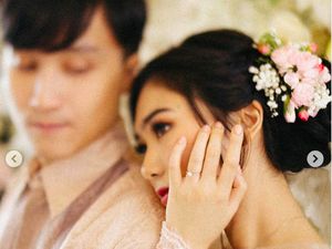 Siap Patah Hati! Undangan Pernikahan Isyana Sarasvati