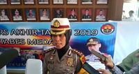 Polisi Rekayasa Lalin Sekitar Lapangan Merdeka Medan di Malam Tahun Baru