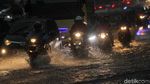 Hujan Deras Mengguyur Ibu Kota Jelang Malam Pergantian Tahun