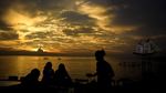 Menikmati Sunset Akhir Tahun 2019