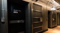 Buat wisatawan yang ingin merasakan masa lalu penjara ini dengan lebih dekat, bisa memesan kamar tipe Private Rooms. Dari luar kamar, aura penjara sengaja disisakan untuk menjamu pengunjung. (The court)
