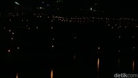 Lampu-lampu di TMII siap menggelar pesta malam tahun baru.