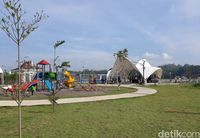 Tak Cuma Suplai Air Bendung Kamijoro Jadi Tempat Wisata Tak Cuma Suplai Air Bendung Kamijoro Jadi Tempat Wisata
