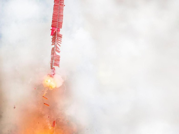 Chinese New Year Firecrackers on Exploding, Chinese Fireworks Celebration Background