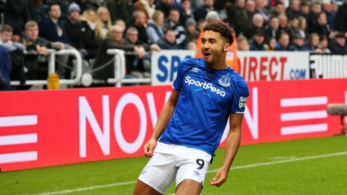 Dominic Calvert-Lewin dikabarkan jadi incaran terbaru Manchester United. (Foto: Alex Livesey/Getty Images)