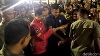 Presiden Joko Widodo (Jokowi) berkunjung ke Yogyakarta pada Senin (30/12) malam kemarin. Ia pun menyempatkan diri berkunjung ke Malioboro dan menyapa para warga yang tengah berkunjung ke kawasan tersebut.