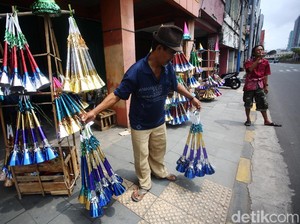 Pemkot Surabaya Larang Terompet Dijual di Malam Tahun Baru, Ini Alasannya