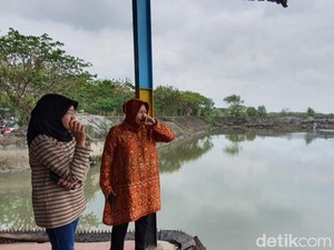Jakarta Banjir, Risma Pastikan Rumah Pompa di Surabaya Berfungsi Baik