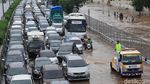 Motor Masuk Jalan Tol Kebon Jeruk