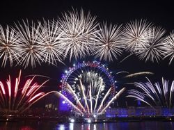 Pesta Kembang Api Tahun Baru 2020 di Berbagai Negara