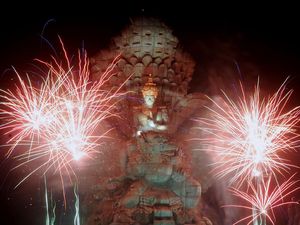 Pesta Akhir Tahun di GWK Countdown 2026, Cek Line Up-Harga Tiket di Sini!