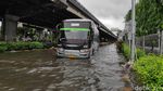 Banjir Rendam Gerbang Tol Sunter