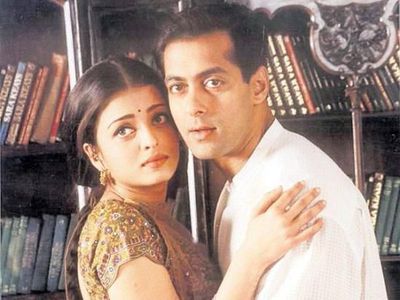 Kisah Cinta Aishwarya Rai dan Salman Khan yang Tak Seindah Bollywood