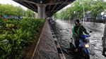 Jalan By Pass Yos Sudarso Sunter Jakarta Utara juga Terendam Banjir