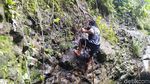 Foto: Curug Panganten, Kesegaran Tersembunyi di Ciamis