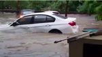 Mobil Mewah Korban Banjir Jakarta