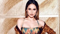 Kemudian muncul banyak permintaan dari para fans dan publik agar Cinta Laura mengikuti ajang Puteri Indonesia. Dok. Instagram/claurakiehl