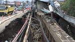 Potret Jalan Nasional yang Amblas Akibat Banjir