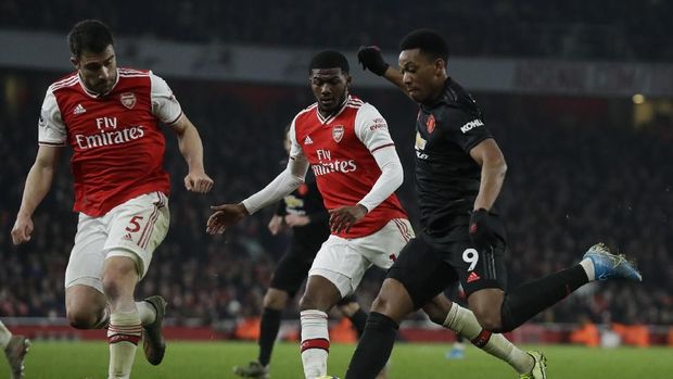 Arsenal menang 2-0 atas MU di Liga Inggris.