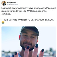 Seorang pria sangat pengertian dengan sifat wanita yang ingin selalu tampil sempurna di segala kesempatan apalagi jika akan diabadikan. Karena itu, ia meminta agar pacarnya manikur kuku sebelum dilamar. Foto: Twitter