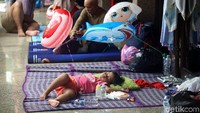 Sebelumnya, Agus membenarkan, kemarin (1/1) Kelurahan Cipinang Melayu dilanda banjir, dengan ketinggian mencapai 2,5 meter. Namun, saat ini banjir sudah mulai surut.