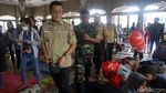 Mensos Cek Kondisi Korban Banjir di Cipinang Melayu