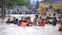 Diterjang Banjir, 16 Ribu Warga Tangerang Mengungsi