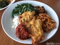 Warung Nako: Makan ala Warteg di Area Kafe Kekinian Penuh Kaca Nako