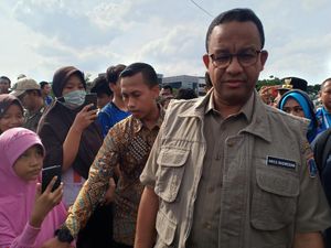 Banjir Jakarta Ramai di Medsos, Anies: Alhamdulillah Bundaran HI Tak Ketutup