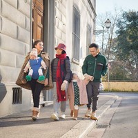 Ruben Onsu mengajak istri dan anak-anaknya liburan akhir tahun ke Italia. Saat Tahun Baru 2020, Ruben, Sarwendah dan ketiga anaknya tengah menikmati kota Florence. Foto: Instagram