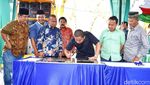 Momen Bupati Tapteng Resmikan Jembatan Hamzah Al-Fansuri