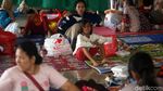 Ratusan Warga Cipinang Melayu Mengungsi di Kampus Borobudur
