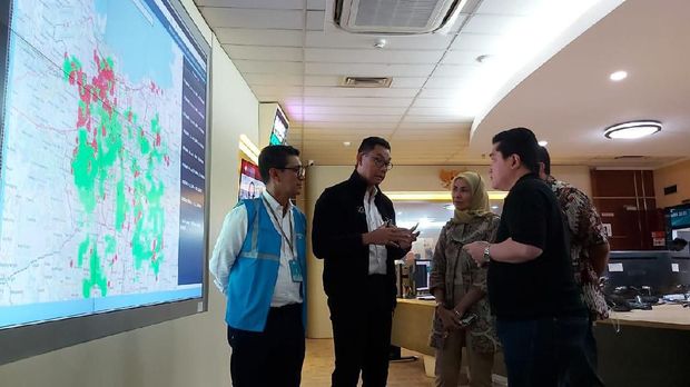 Erick Thohir Pantau Kondisi Listrik Terdampak Banjir