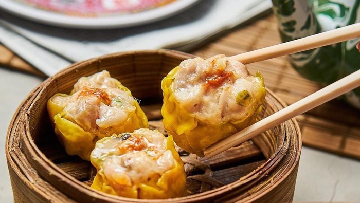 pelayan haka dimsum