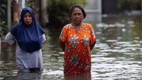Warga berharap bantuan logistik dari pemerintah setempat.