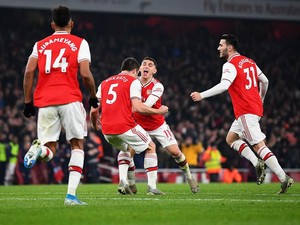 Ayo Arsenal, Lebih Pede Lagi