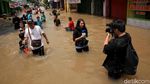 Waduh, Kawasan Ciledug Indah Tak Luput dari Banjir