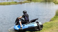 Di atas air Biski bisa melesat dengan kecepatan 60 km/jam. Foto: gibbssports