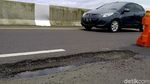 Penampakan Jalan Tol Pemalang-Batang yang Berlubang