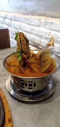 Yuk, Sore Ini Makan Bakso Beranak, Gurame Hotplate, dan Sambal Jahat!