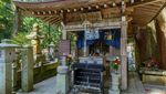 Foto: Melongok Kuburan Tempat Mayat Hidup