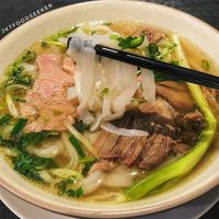 5 Tempat Makan Pho Enak yang Bisa Hangatkan Tubuh Siang Ini