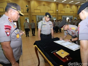Kombes Johnny Eddizon Isir, Eks Ajudan Jokowi yang Jadi Kapolrestabes Medan