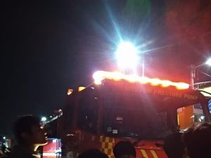 Damkar: Korban Tewas Kebakaran Kampung Pulo Suami-Istri Usai Bersih-bersih